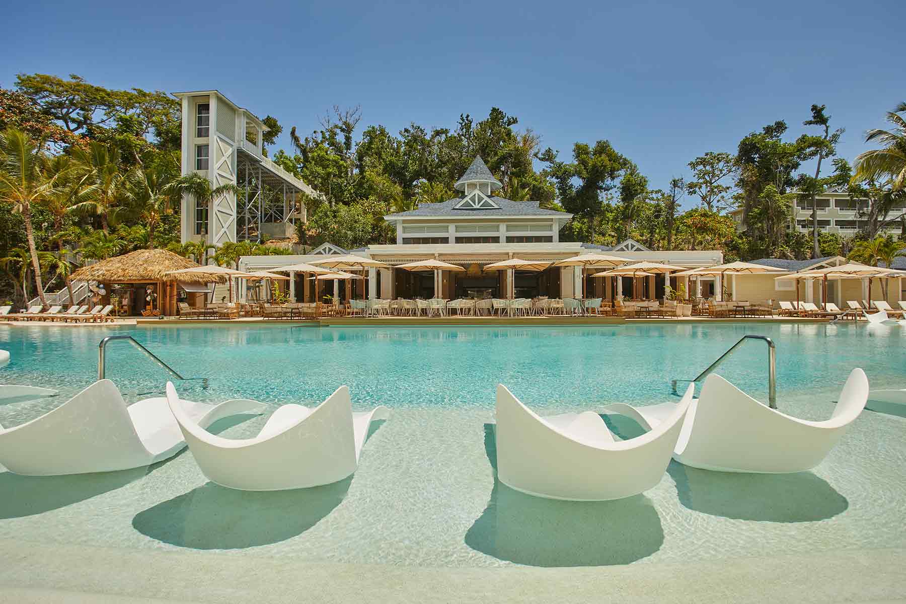 Cayo Levantado Resort - A hidden paradise