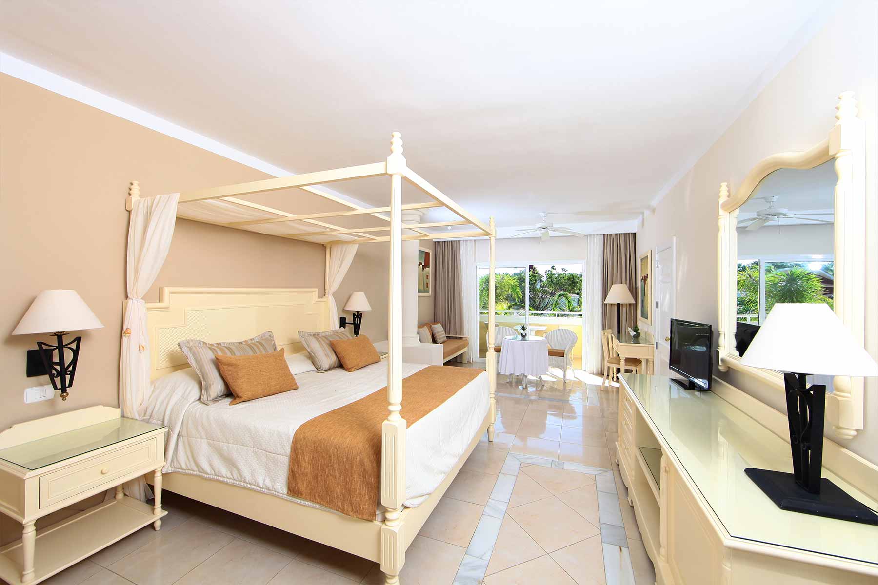 Main image for Grand Bahia Principe El Portillo 1