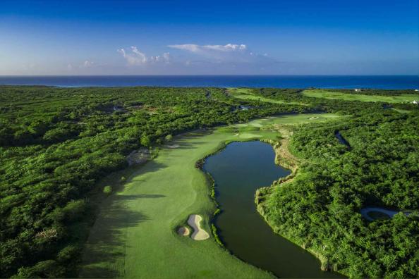 Golf at Luxury Bahia Principe Bouganville 3