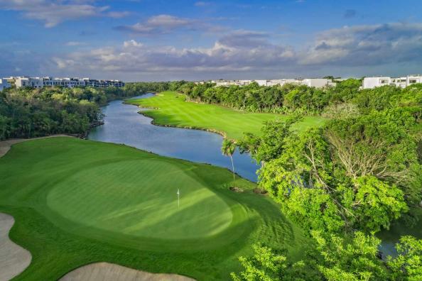 Golf at Luxury Bahia Principe Akumal